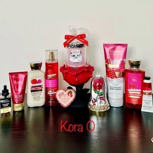 BBW Valentines Roses & Strawberry Pound Cake Bundle